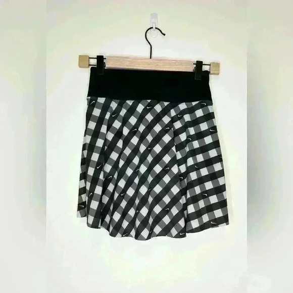 Nike skort NWOT , sz  XS - Picture 7 of 10